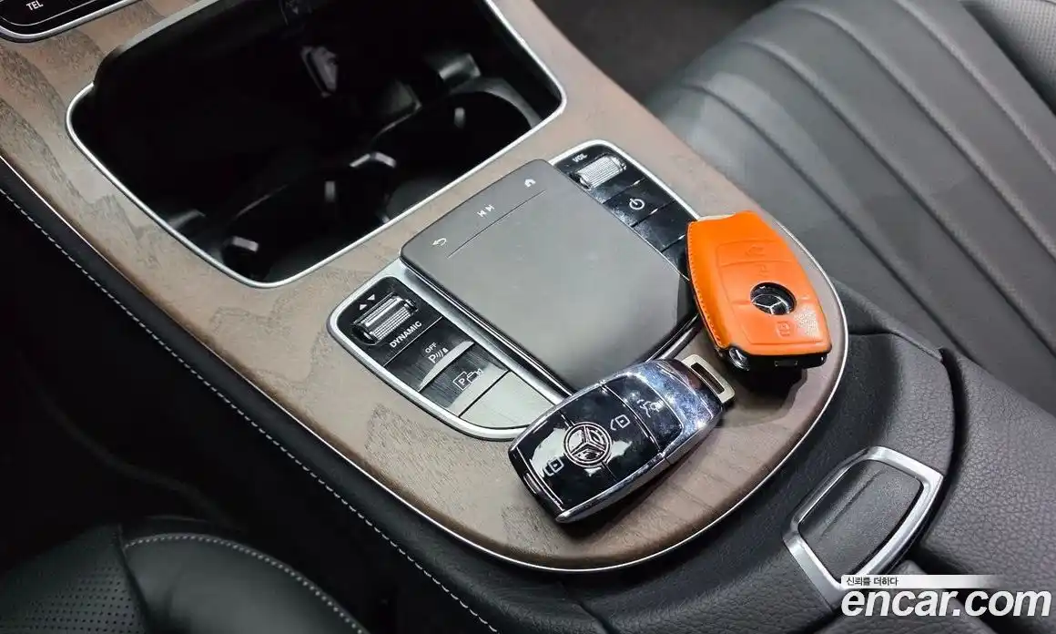 Mercedes-Benz E-Class 2022 2.0 гидро, фото 25
