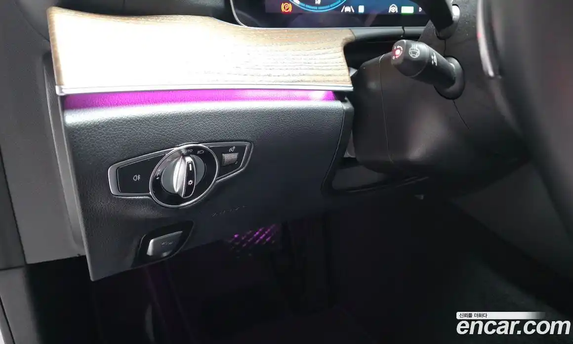 Mercedes-Benz E-Class 2022 2.0 гидро, фото 27