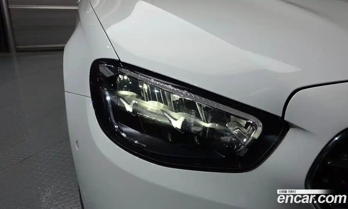 Mercedes-Benz E-Class 2022 2.0 гидро, фото 8