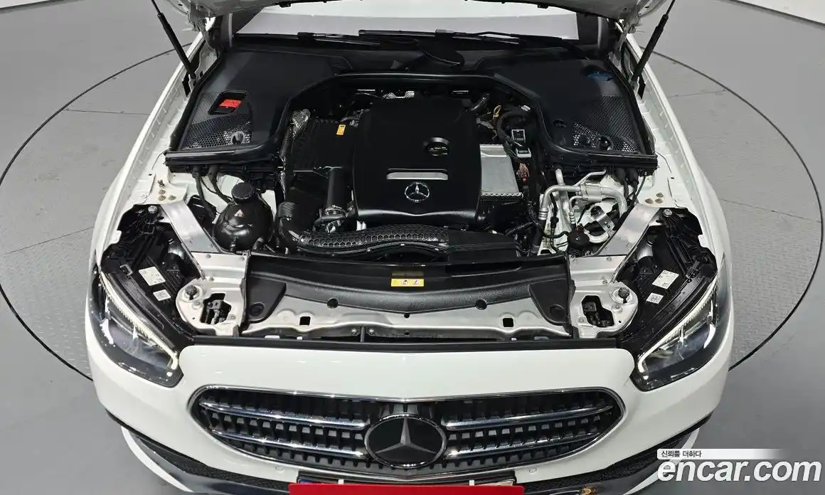 Mercedes-Benz E-Class 2021 2.0 гидро, фото 6