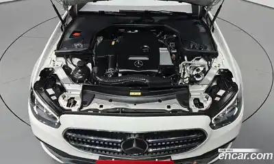 Mercedes-Benz E-Class 2021 2.0 гидро, миниатюра 6