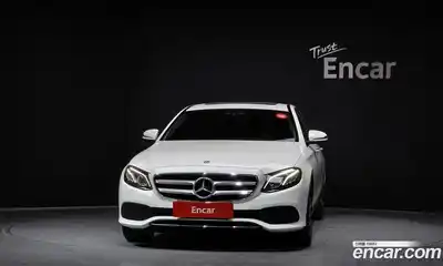 Mercedes-Benz E-Class 2019 2.0 гидро, миниатюра 3