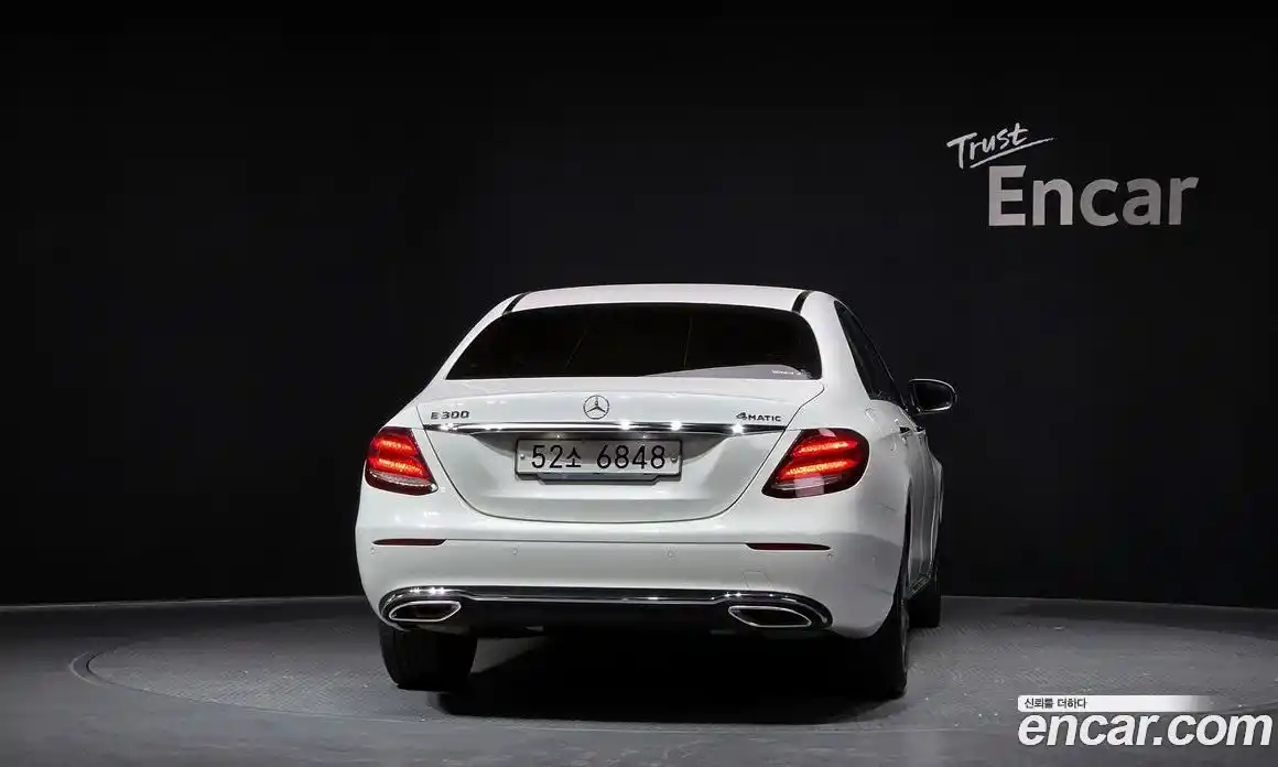 Mercedes-Benz E-Class 2019 2.0 гидро, фото 4