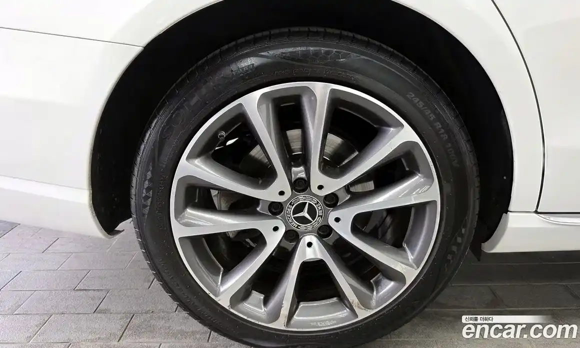 Mercedes-Benz E-Class 2019 2.0 гидро, фото 5