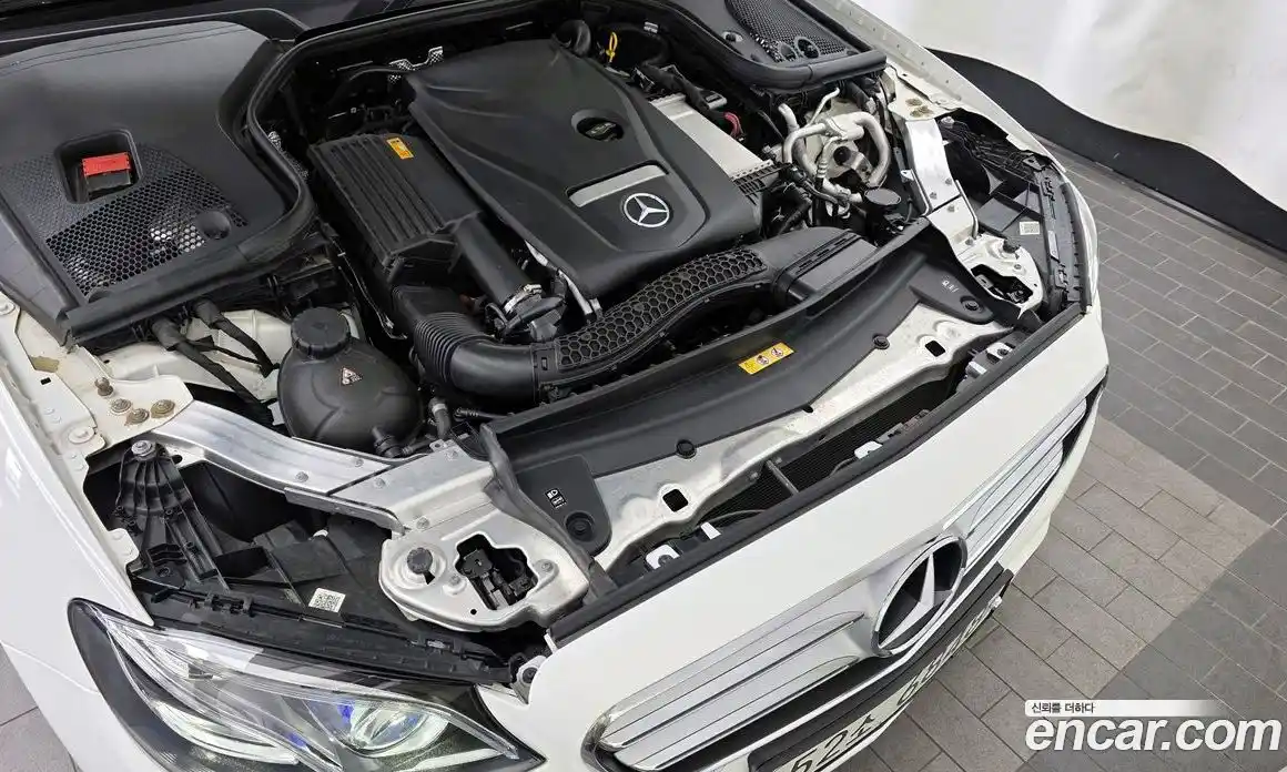 Mercedes-Benz E-Class 2019 2.0 гидро, фото 6