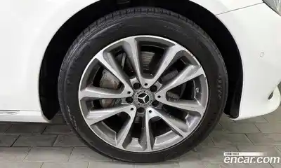 Mercedes-Benz E-Class 2019 2.0 гидро, миниатюра 7