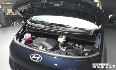 Hyundai Staria 2024 2.2 гидро, миниатюра 6