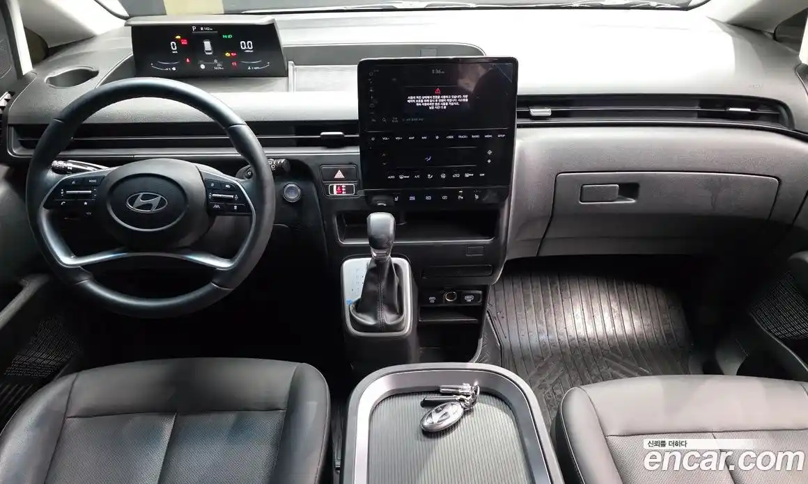 Hyundai Staria 2024 2.2 гидро, фото 7