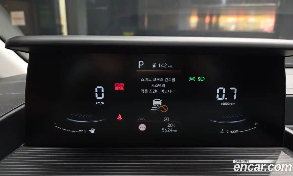 Hyundai Staria 2024 2.2 гидро, фото 8
