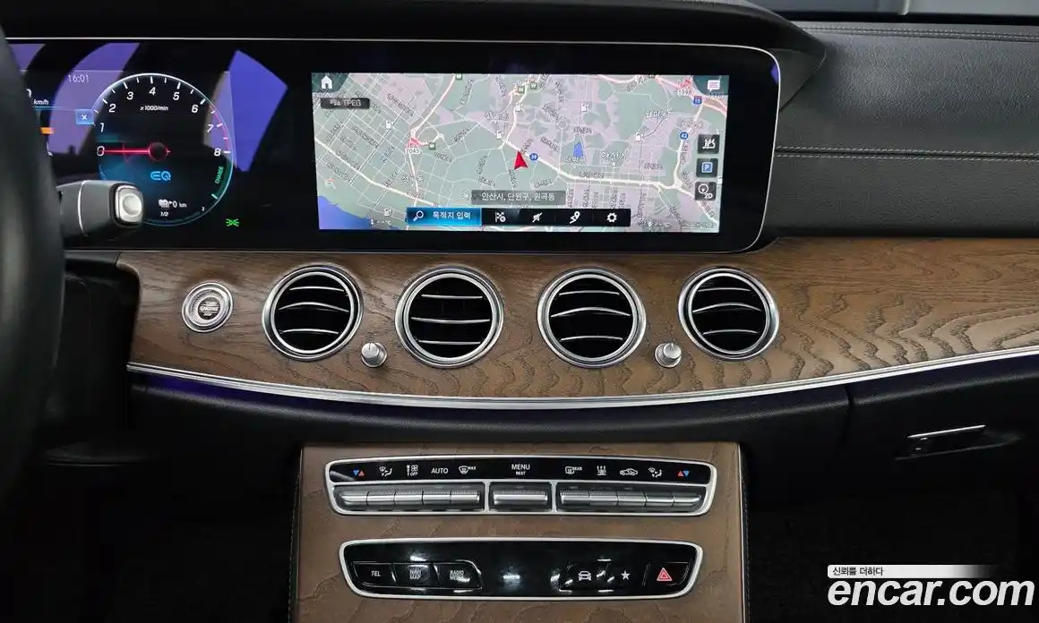 Mercedes-Benz E-Class 2021 2.0 гидро, фото 27