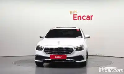 Mercedes-Benz E-Class 2021 2.0 гидро, миниатюра 3