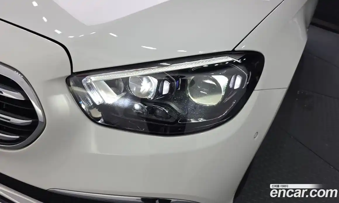 Mercedes-Benz E-Class 2021 2.0 гидро, фото 8