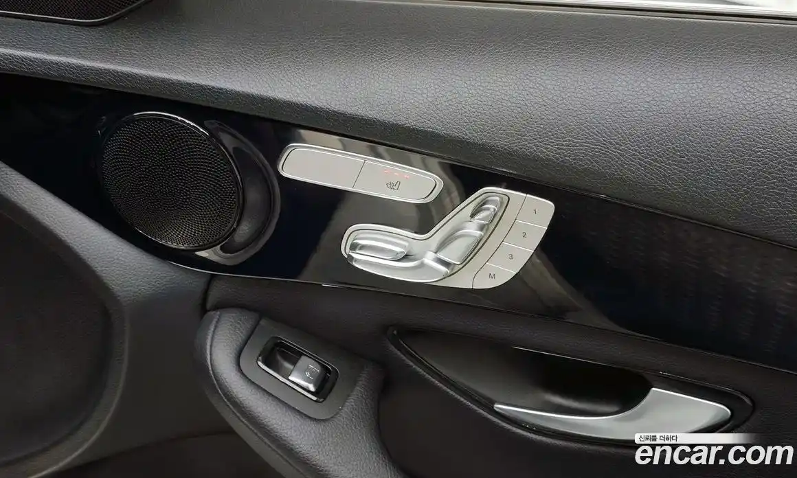 Mercedes-Benz C-Class 2020 2.0 гидро, фото 25