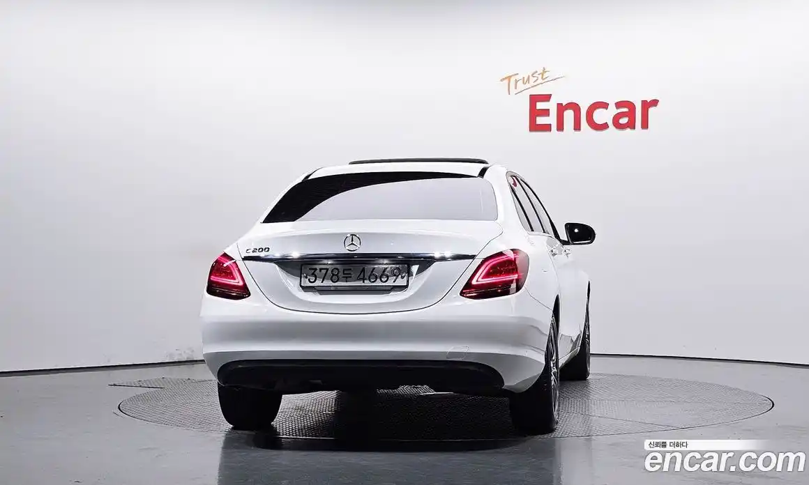 Mercedes-Benz C-Class 2020 2.0 гидро, фото 3