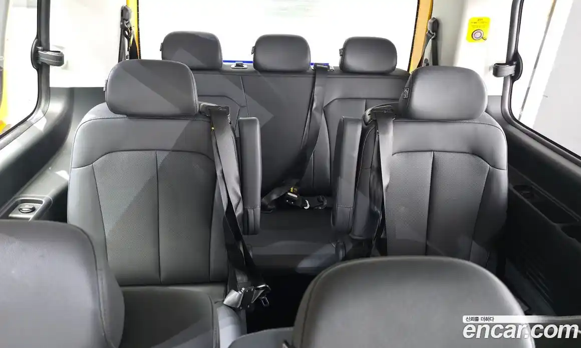Hyundai Staria 2024 3.5 гидро, фото 18