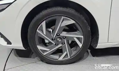 Hyundai Avante 2026 1.6 автомат (гидро), миниатюра 5