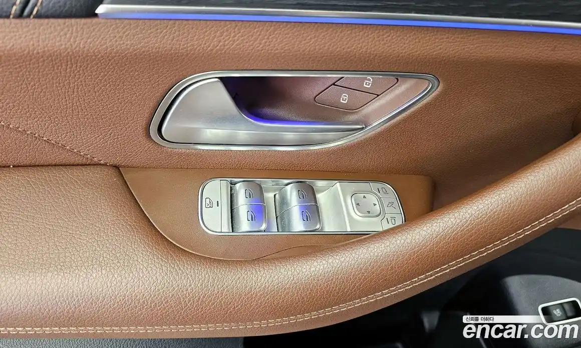 Mercedes-Benz GLE-Class 2024 2.0 гидро, фото 31