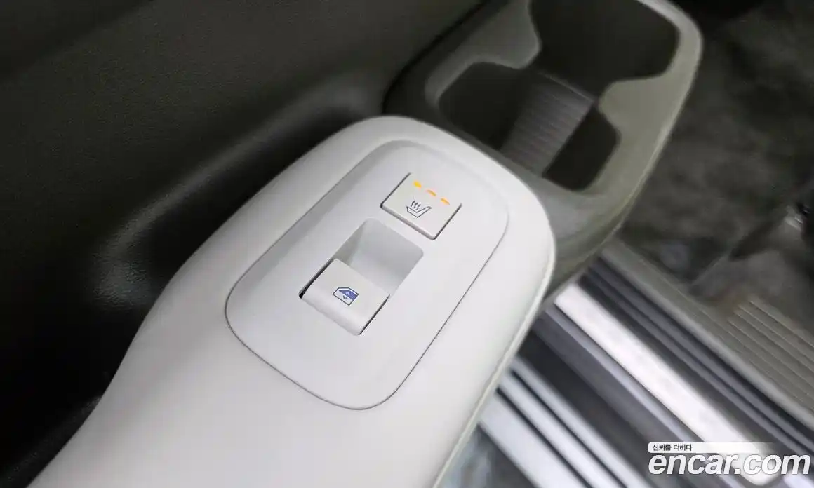 Hyundai Santa Fe 2024 1.6 гидро, фото 32