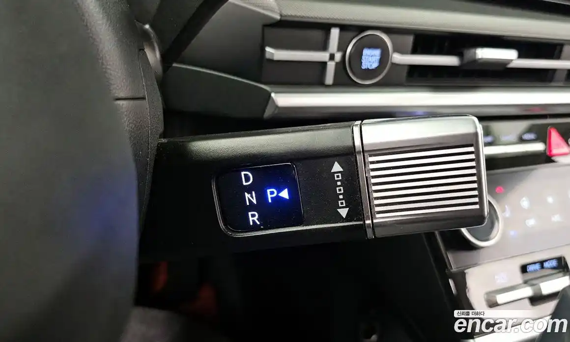 Hyundai Santa Fe 2024 2.5 гидро, фото 12
