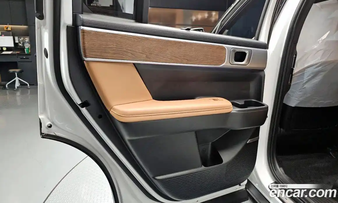 Hyundai Santa Fe 2024 1.6 гидро, фото 15