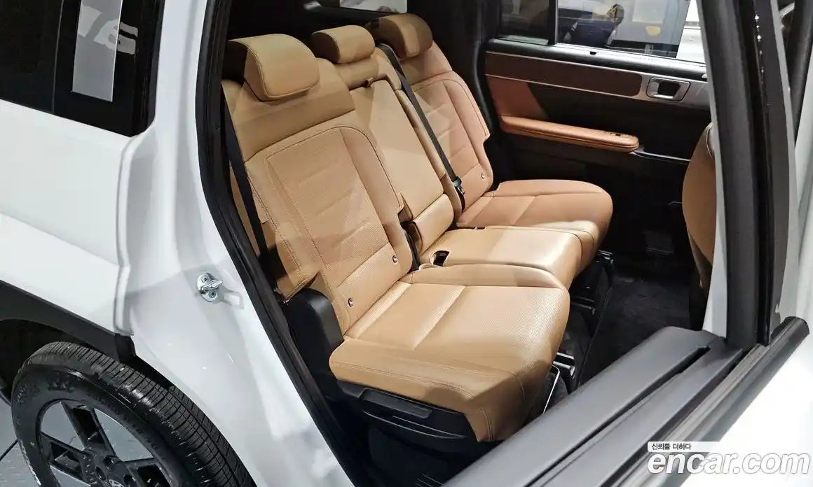 Hyundai Santa Fe 2024 1.6 гидро, фото 17