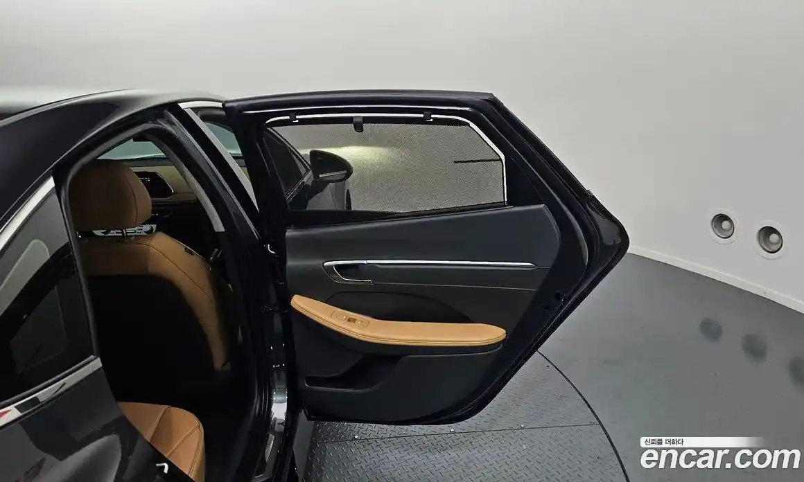 Hyundai Sonata 2021 1.6 автомат (гидро), фото 15