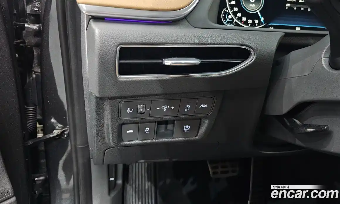Hyundai Sonata 2021 1.6 автомат (гидро), фото 22