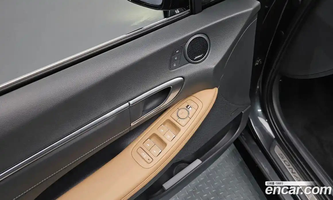 Hyundai Sonata 2021 1.6 автомат (гидро), фото 25