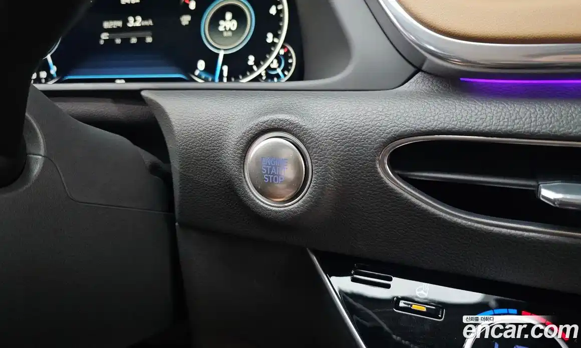 Hyundai Sonata 2021 1.6 автомат (гидро), фото 30