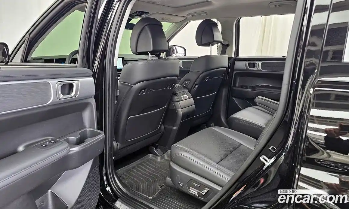 Hyundai Santa Fe 2025 2.5 гидро, фото 16