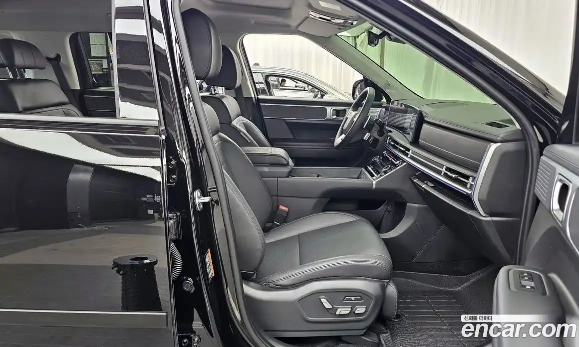 Hyundai Santa Fe 2025 2.5 гидро, фото 17