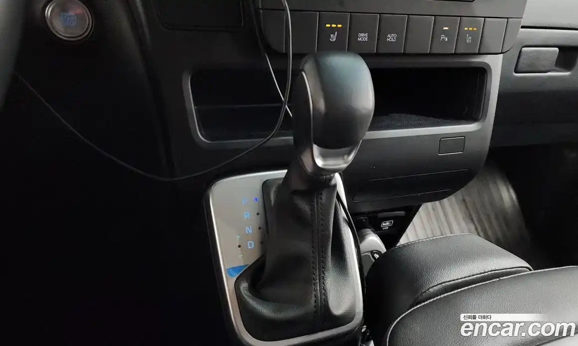 Hyundai Staria 2024 3.5 гидро, фото 12