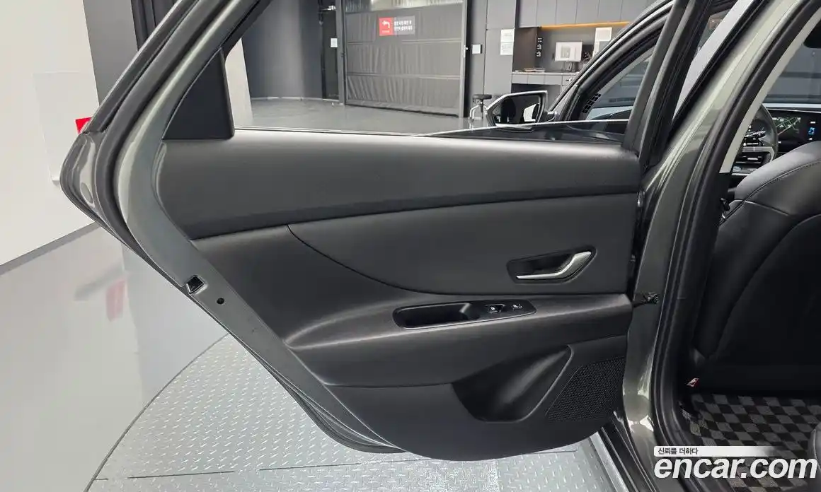 Hyundai Avante 2024 1.6 гидро, фото 15