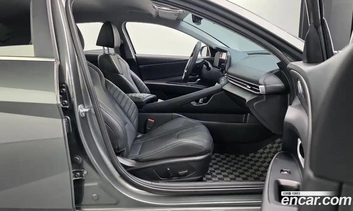 Hyundai Avante 2024 1.6 гидро, фото 16