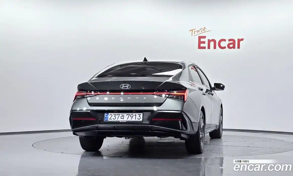 Hyundai Avante 2024 1.6 гидро, фото 4