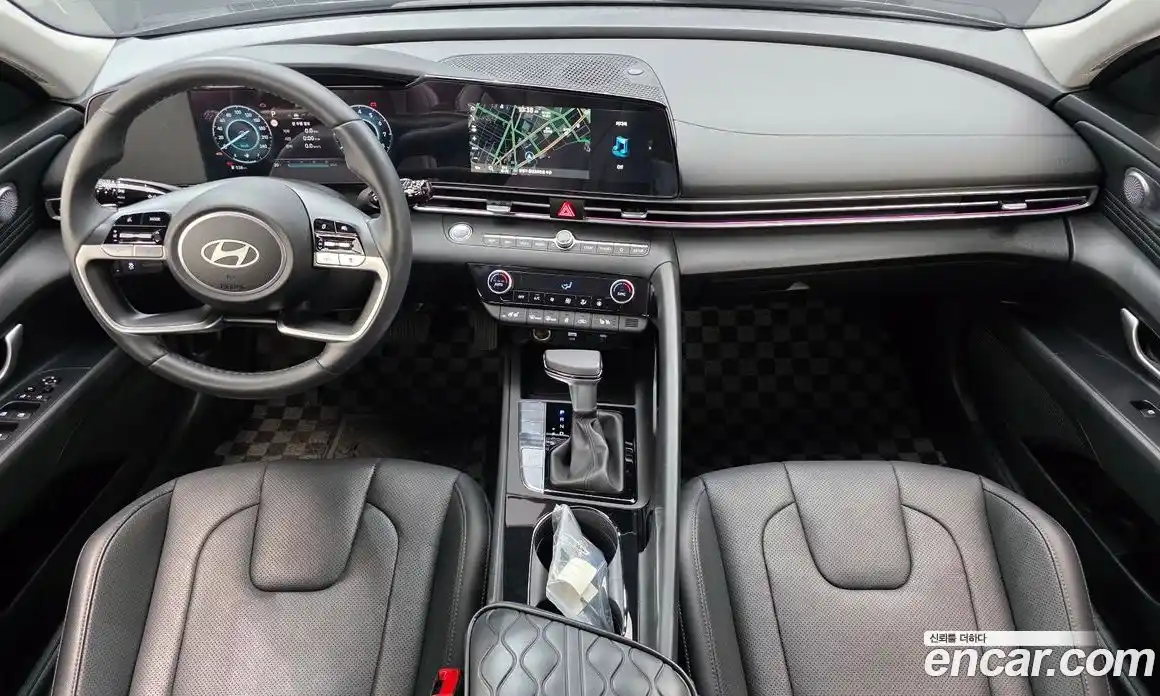 Hyundai Avante 2024 1.6 гидро, фото 10