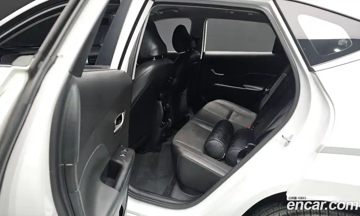 Hyundai Kona 2023 0.2 гидро, фото 19