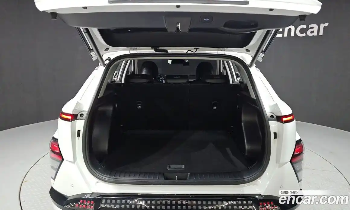 Hyundai Kona 2023 0.2 гидро, фото 20