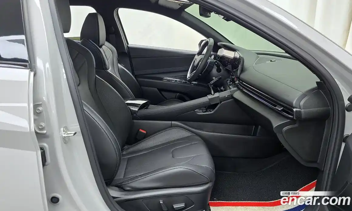 Hyundai Avante 2024 2.0 гидро, фото 11