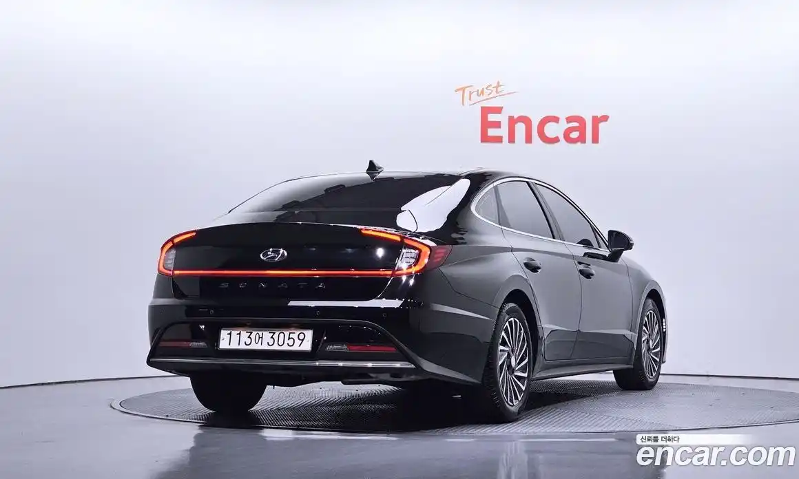 Hyundai Sonata 2023 2.0 гидро, фото 2