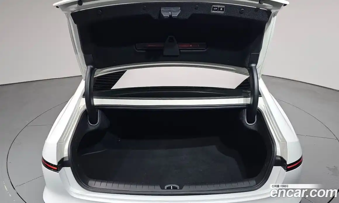 Hyundai Grandeur 2024 2.5 гидро, фото 25