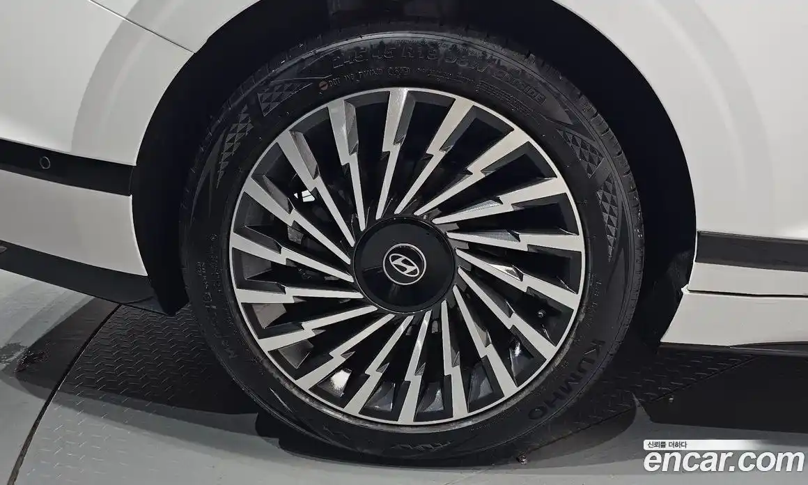 Hyundai Grandeur 2024 2.5 гидро, фото 6
