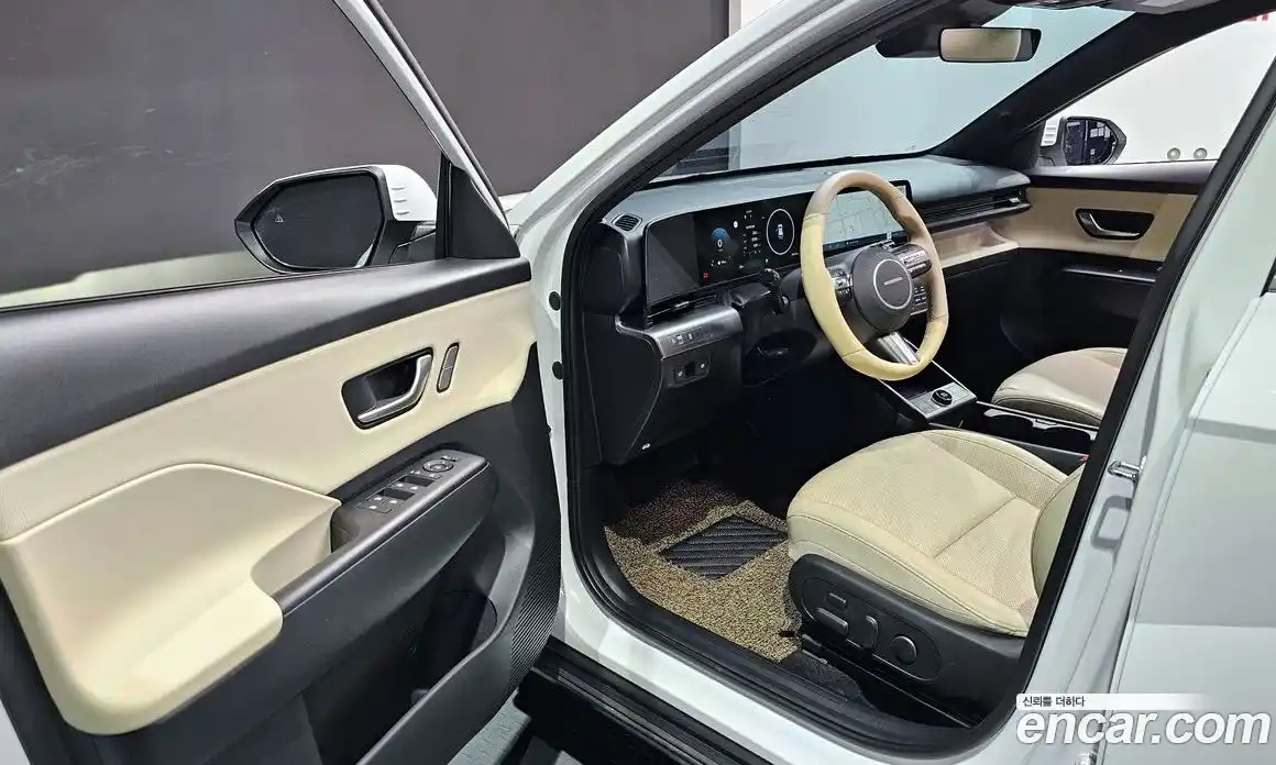 Hyundai Kona 2023 1.6 гидро, фото 13