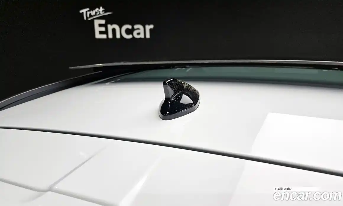 Hyundai Kona 2023 1.6 гидро, фото 32