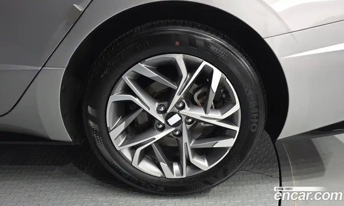 Hyundai Sonata 2021 1.6 гидро, фото 29