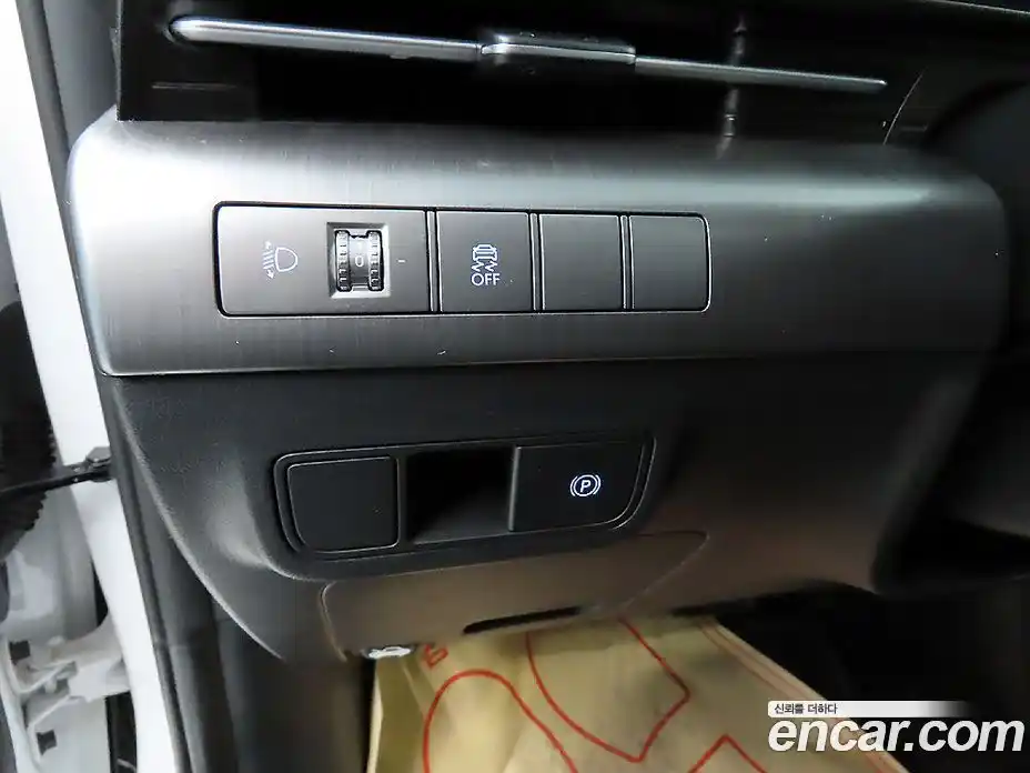 Hyundai Kona 2023 1.6 гидро, фото 15
