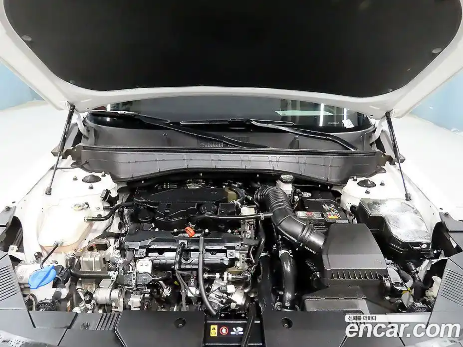 Hyundai Kona 2023 1.6 гидро, фото 19
