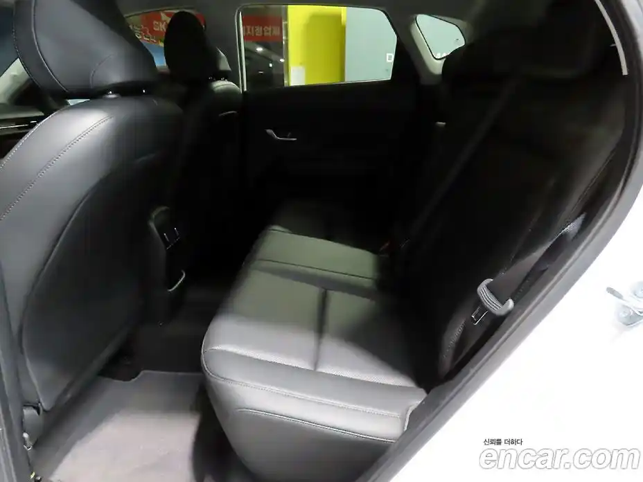 Hyundai Kona 2023 1.6 гидро, фото 7
