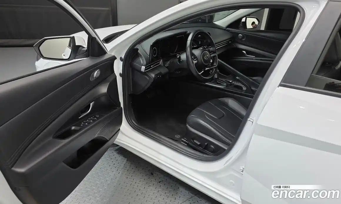 Hyundai Avante 2022 1.6 гидро, фото 13