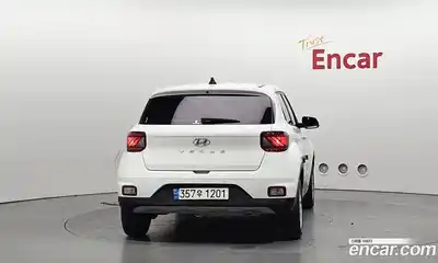 Hyundai Venue 2022 1.6 автомат (гидро), миниатюра 4